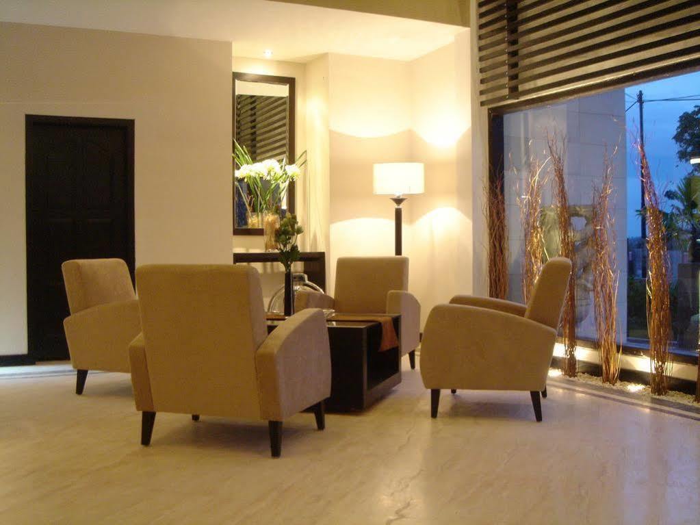 Grand Kecubung Hotel Pangkalan Bun Exterior photo